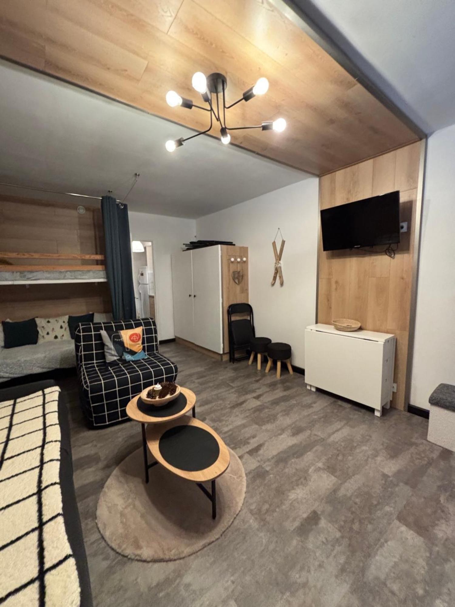 Studio Cosy 5 Personnes Aux Pieds Des Pistes. Ле-Деволюї Екстер'єр фото